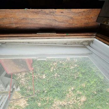 Chinos' Cleaning Services - Windows not cleaned - Home Cleaning Near Me Chinos' Cleaning Services - Windows not cleaned - Home Cleaning Near Me