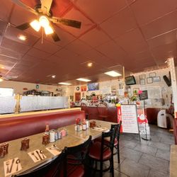 Country Boys Restaurants - Inside