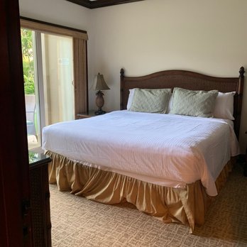 Waipouli Beach Resort - Separate bed - Vacation Rentals Near Me - Kapaa, Hawaii Waipouli Beach Resort - Separate bed - Vacation Rentals Near Me - Kapaa, Hawaii