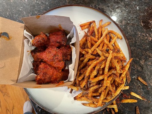 Dak Dak Wings by null