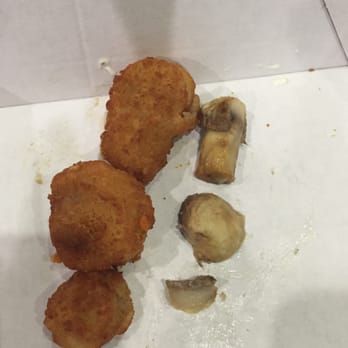 Buffalo Wild Wings - Each piece of mushroom out of that breading. There were about 10-12 in the whole order of appetizers. You pay more for breading! - Chicken Wings Near Me - Rosenberg, Texas