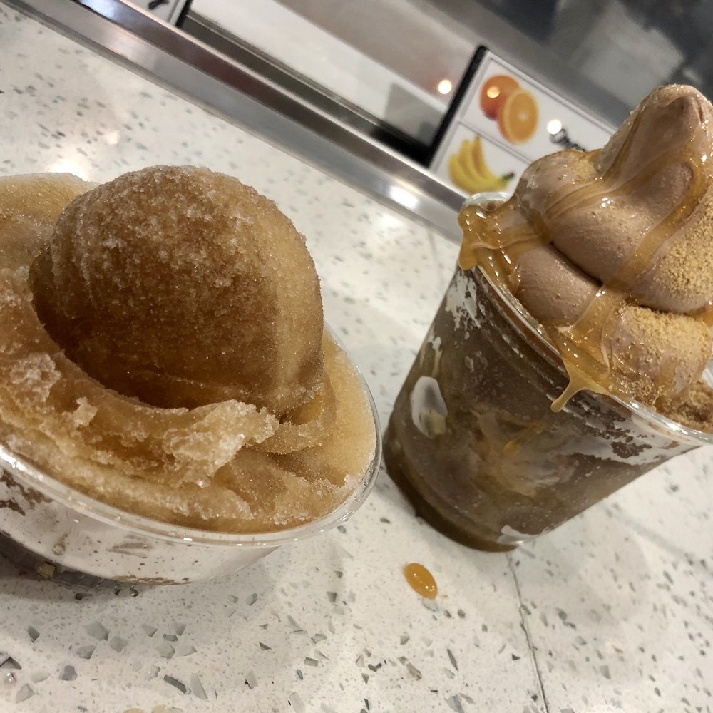 Sweet and Shavery - Root beer ice & Twix bar - Desserts Near Me - Davis, California