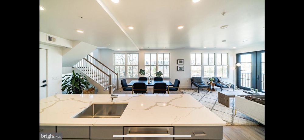 Slide of Caspian Contracting