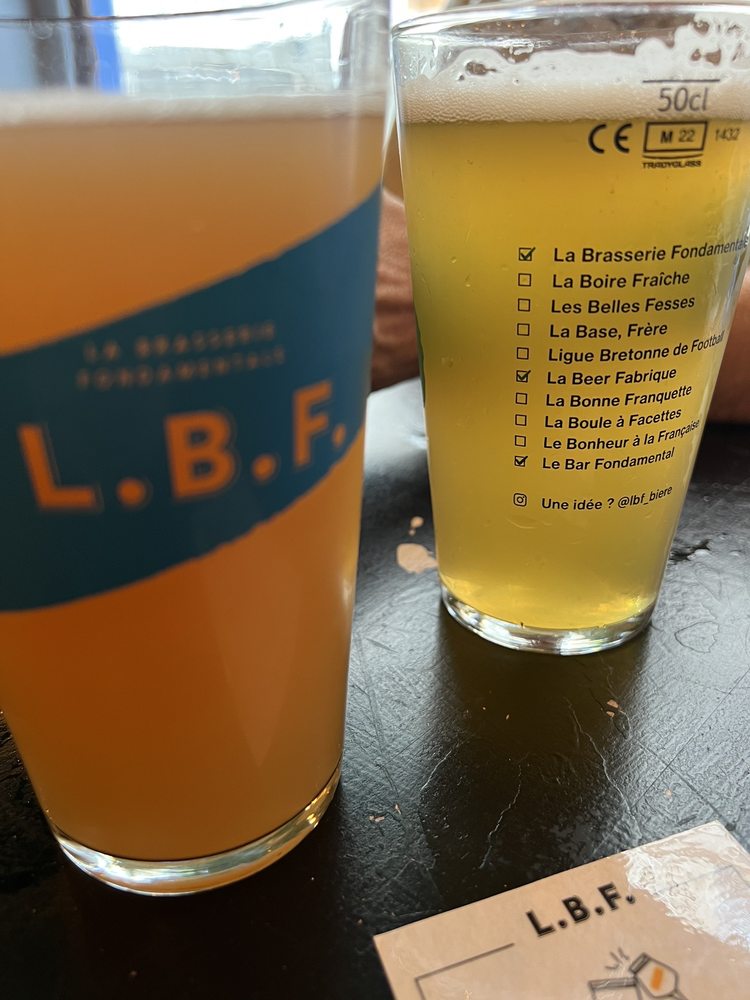 L.B.F - Le Bar Fondamental - Pigalle