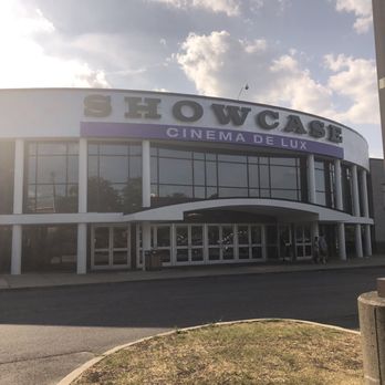 Showcase Cinema de Lux Cross County - Outside the theater - Cinema Near Me - Yonkers, New York Showcase Cinema de Lux Cross County - Outside the theater - Cinema Near Me - Yonkers, New York