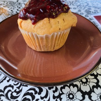 Linn's Restaurant - Ollainberry Muffin - American Near Me - Cambria, California Linn's Restaurant - Ollainberry Muffin - American Near Me - Cambria, California