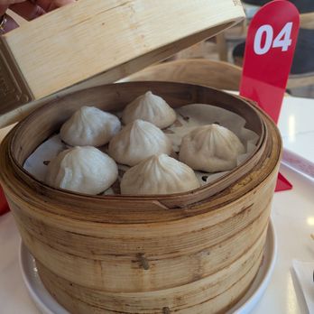 Nan Xiang Express - Opening the steamers - Shanghainese Near Me - Houston, Texas Nan Xiang Express - Opening the steamers - Shanghainese Near Me - Houston, Texas