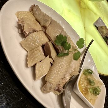Red 8 - Poached Chicken (2 stars) - Dim Sum Near Me - Las Vegas, Nevada
