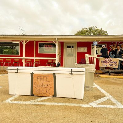 Goldee's Barbecue by null