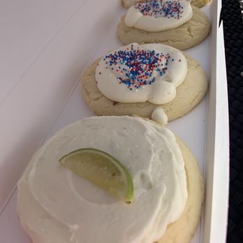 Crumbl - Concord - Bakeries Near Me - Concord, California Crumbl - Concord - Bakeries Near Me - Concord, California