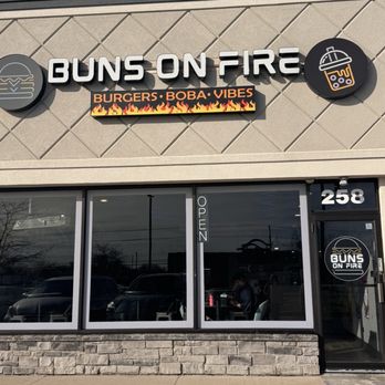 Buns On Fire - Glendale Heights - Exterior - Burgers Near Me - Glendale Heights, Illinois