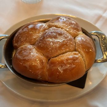 Del Frisco's Double Eagle Steakhouse - Honey Butter Bread - Steakhouses Near Me - Houston, Texas Del Frisco's Double Eagle Steakhouse - Honey Butter Bread - Steakhouses Near Me - Houston, Texas