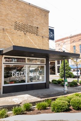 Delta Dirt Distillery by null