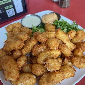 Big Lug Canteen - Cheese Curds - Breweries Near Me - Indianapolis, Indiana Big Lug Canteen - Cheese Curds - Breweries Near Me - Indianapolis, Indiana