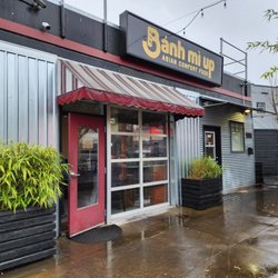 Banh Mi Up - Building Frontage