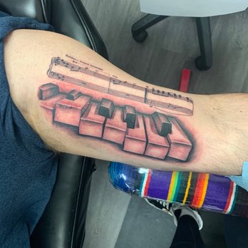 Emerald Tattoo Manteca - Tattoo - Tattoo Near Me - Manteca, California