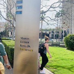 Full view of Promenade marker