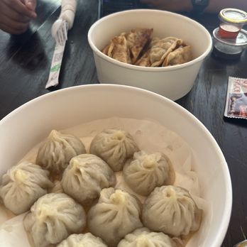 O Dumpling Bar - Juicy dumplings and pan fried chicken dumplings - Chinese Near Me - Orange, California O Dumpling Bar - Juicy dumplings and pan fried chicken dumplings - Chinese Near Me - Orange, California
