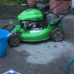 Norwalk Lawn & Outdoor Power Equipment - Gasoline dripping from carburetor and overflow on to ground - thanfully had cat litter to absorb.