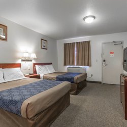 Empire Inn & Suites