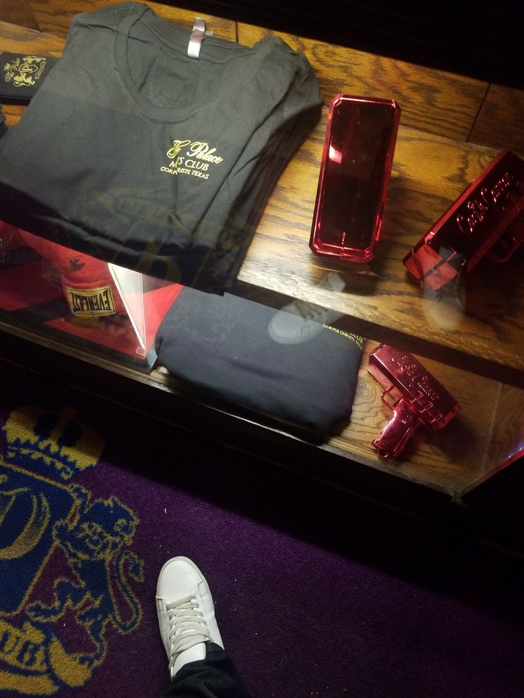 The Palace Men's Club, Corpus Christi Roadtrippers