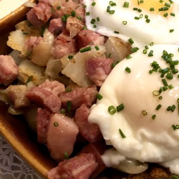 The Maple Counter Cafe - Beautifully prepared corned beef and hash. - Breakfast & Brunch Near Me - Walla Walla, Washington The Maple Counter Cafe - Beautifully prepared corned beef and hash. - Breakfast & Brunch Near Me - Walla Walla, Washington