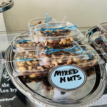 Pound By Legacy Cakes - Bakeries Near Me - Greensboro, North Carolina Pound By Legacy Cakes - Bakeries Near Me - Greensboro, North Carolina