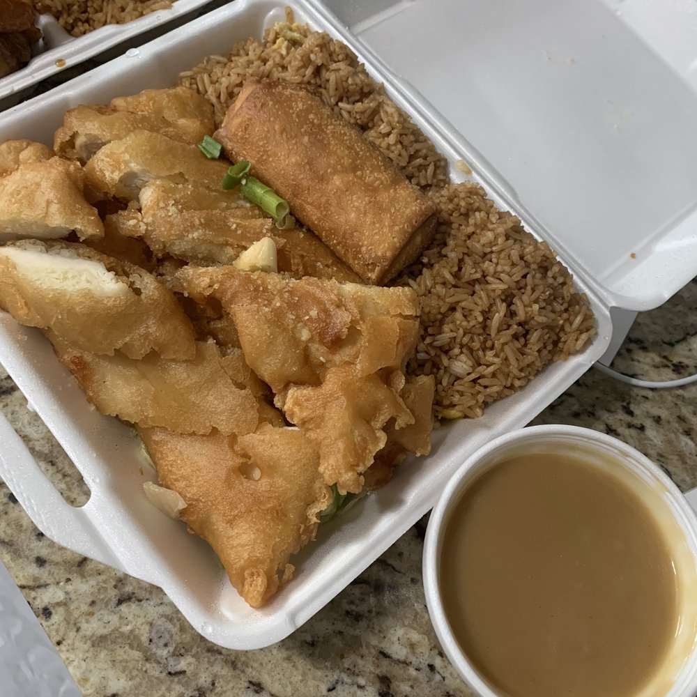 Empire Chinese Restaurant - Dinner portion of Almond Boneless Chicken with the gravy and eggroll. - Chinese Near Me - Harrison Township, Michigan Empire Chinese Restaurant - Dinner portion of Almond Boneless Chicken with the gravy and eggroll. - Chinese Near Me - Harrison Township, Michigan
