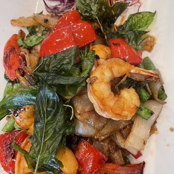 Urban Thai Kitchen - Shrimp Pad Kee Mao - Thai Near Me - Katy, Texas