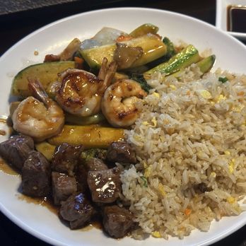 Izumi Japanese Restaurant - Wife's hibachi lunch. The rice is great - Sushi Bars Near Me - Youngstown, Ohio Izumi Japanese Restaurant - Wife's hibachi lunch. The rice is great - Sushi Bars Near Me - Youngstown, Ohio