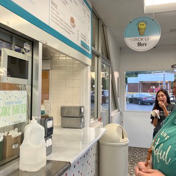 Jarling's Custard Cup - Pick up counter - Ice Cream & Frozen Yogurt Near Me - Champaign, Illinois Jarling's Custard Cup - Pick up counter - Ice Cream & Frozen Yogurt Near Me - Champaign, Illinois