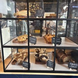 Pastry display Pastry display