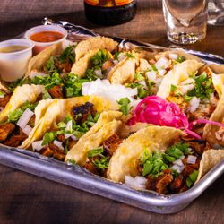 Ojos Locos Sports Cantina - Weslaco - Tacos Tradicionales