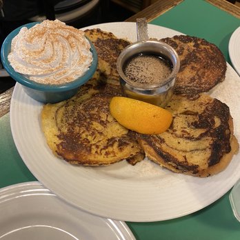 Frog Pond - Breakfast & Brunch Near Me - North Redington Beach, Florida Frog Pond - Breakfast & Brunch Near Me - North Redington Beach, Florida