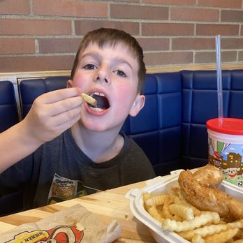 Raising Cane's - French fries - Chicken Shop Near Me - Milford, Connecticut Raising Cane's - French fries - Chicken Shop Near Me - Milford, Connecticut