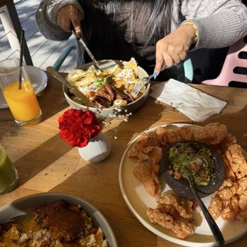 Pradera Brunch - Chilaquiles Orange Juice - Breakfast & Brunch Near Me - Baldwin Park, California