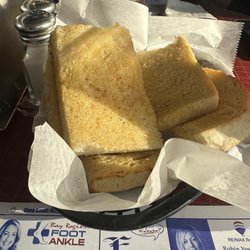 Roma's Family Restaurant - Garlic bread.