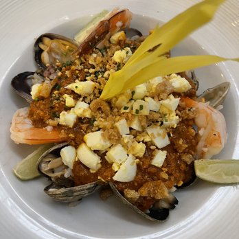Moani Waikiki - Arroz "Palabok" - Seafood Near Me - Honolulu, Hawaii Moani Waikiki - Arroz "Palabok" - Seafood Near Me - Honolulu, Hawaii