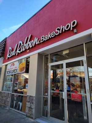 Red Ribbon Bakeshop by null