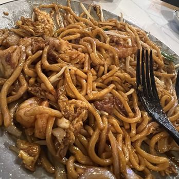 Joyee's Dumpling House - Combination Chow Mein - Chinese Near Me - Oceanside, California