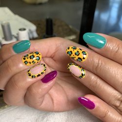 LT’s Nail