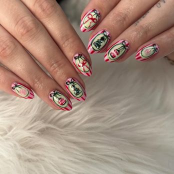 Nails by Ivet - Ornament Xmas hand painted nails - Nail Technicians Near Me - Bend, Oregon Nails by Ivet - Ornament Xmas hand painted nails - Nail Technicians Near Me - Bend, Oregon