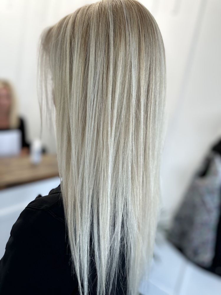 ELISA’S HAIR STUDIO Updated June 2024 Request an Appointment 595