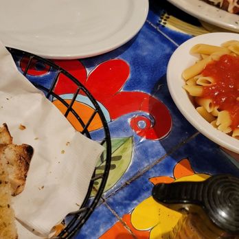 Tarantella Ristorante & Pizzeria - Pasta/warm garlic toast - Italian Near Me - Weston, Florida Tarantella Ristorante & Pizzeria - Pasta/warm garlic toast - Italian Near Me - Weston, Florida