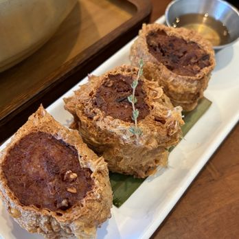 VeLa Brunch&Thai Restaurant - Thai Crab Rolls (Hoi Jor) - Breakfast & Brunch Near Me - San Jose, California VeLa Brunch&Thai Restaurant - Thai Crab Rolls (Hoi Jor) - Breakfast & Brunch Near Me - San Jose, California