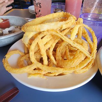 Billy's Chowder House - OMG Onion rings - Seafood Near Me - Wells, Maine