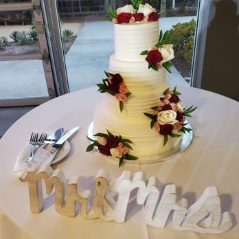 Van's Bakery - Four-tiered wedding cake - Bakeries Near Me - Garden Grove, California Van's Bakery - Four-tiered wedding cake - Bakeries Near Me - Garden Grove, California