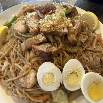 Qsina 8 - Pancit - Noodles Near Me - Union, New Jersey Qsina 8 - Pancit - Noodles Near Me - Union, New Jersey