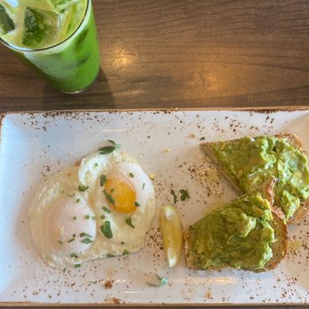 First Watch - Kale Tonic and Avocado toast meal - Breakfast & Brunch Near Me - Indianapolis, Indiana