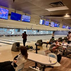 Sparetime Lanes - Standard lanes - nice venue